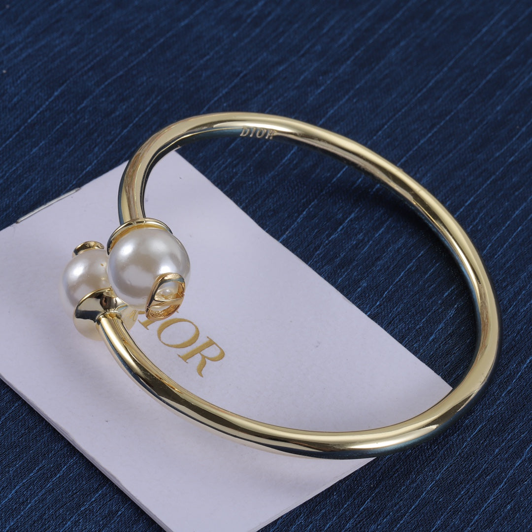 Dior Luxury Bracelet | Iconic Elegance & Boutique-Grade Quality 42
