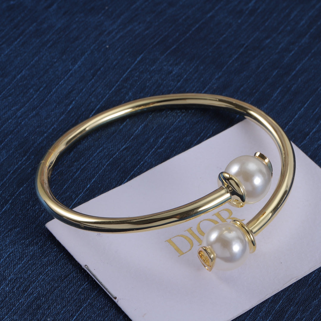 Dior Luxury Bracelet | Iconic Elegance & Boutique-Grade Quality 42