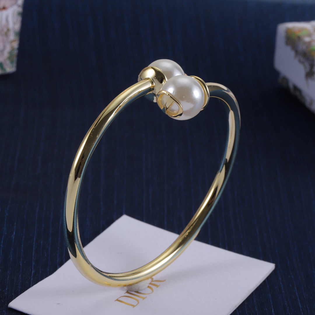 Dior Luxury Bracelet | Iconic Elegance & Boutique-Grade Quality 42