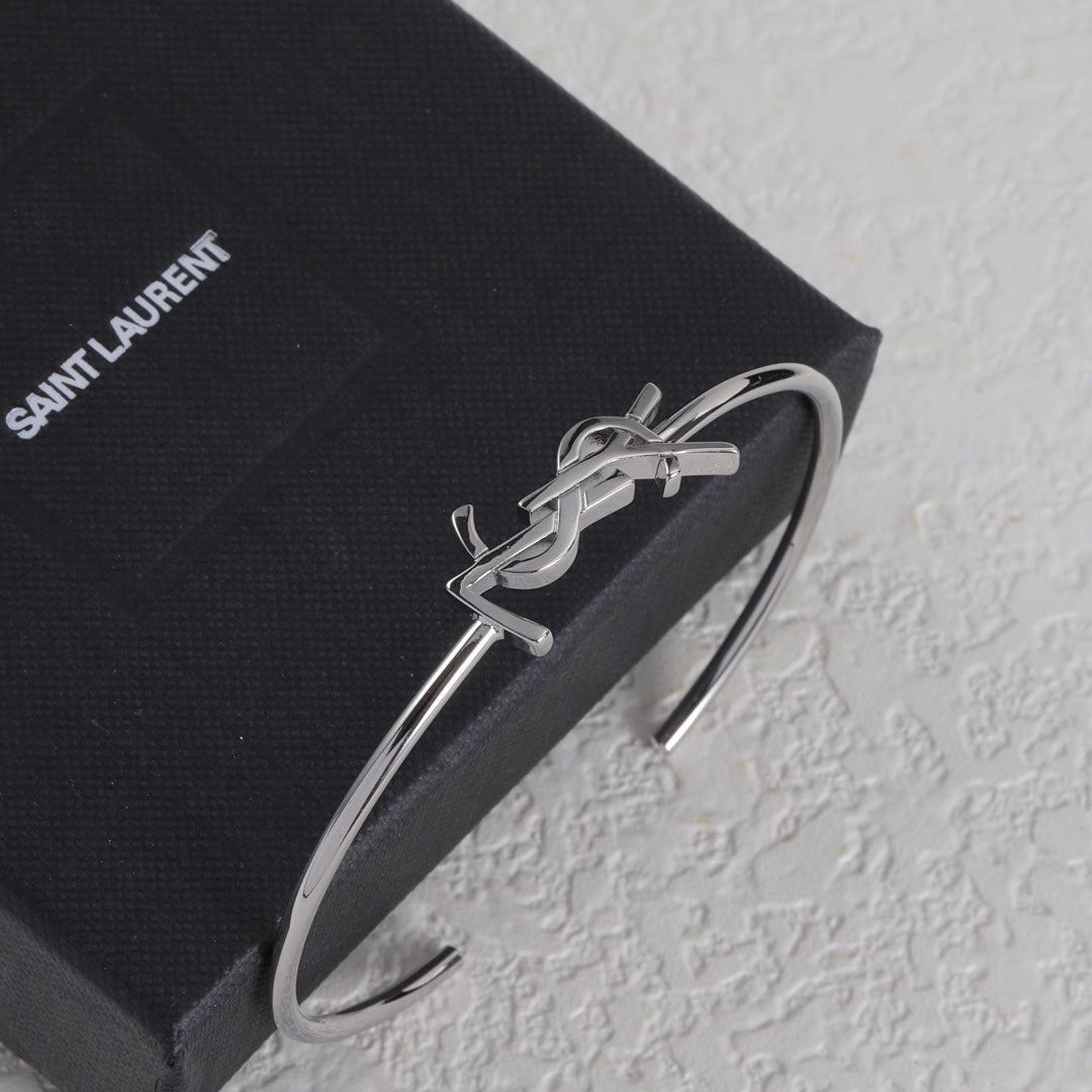 YSL Luxury Bracelet | Iconic Elegance & Boutique-Grade Quality 07