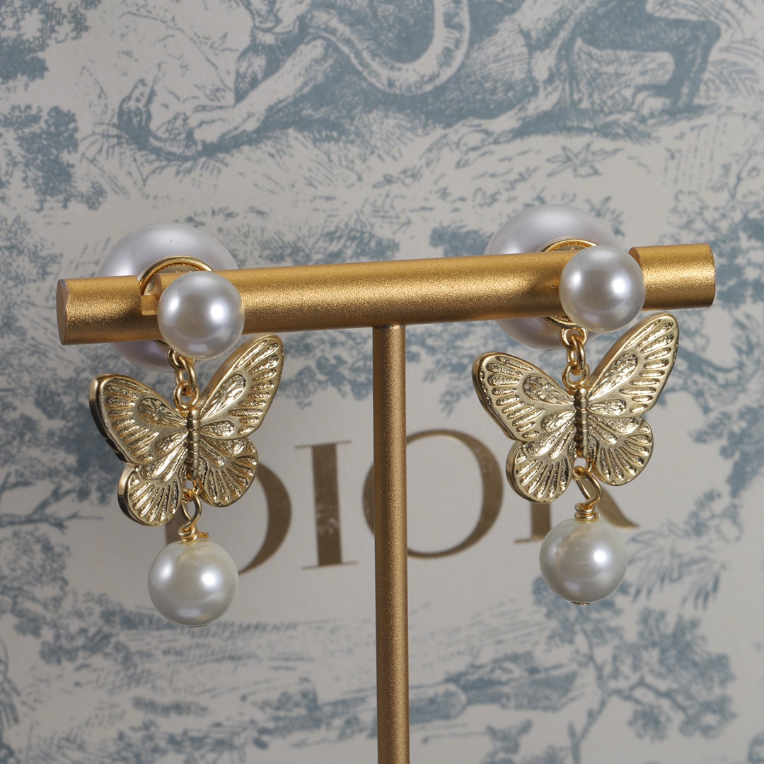 Dior Luxury Earrings | Timeless Elegance & Boutique-Grade Quality 02