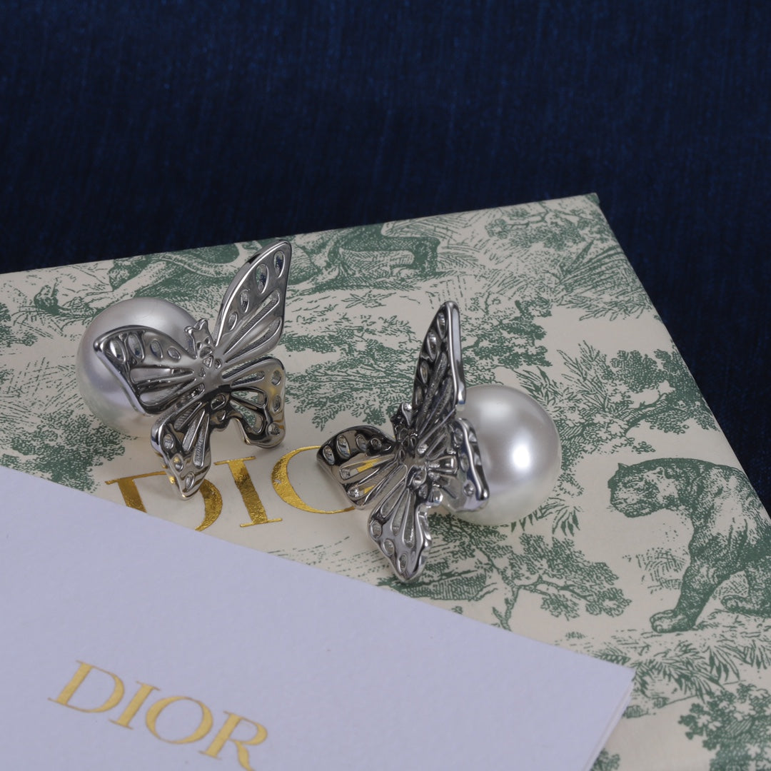 Dior Luxury Earrings | Timeless Elegance & Boutique-Grade Quality 04