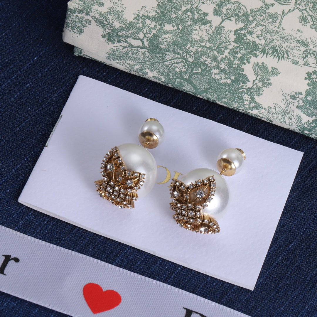 Dior Luxury Earrings | Timeless Elegance & Boutique-Grade Quality 06