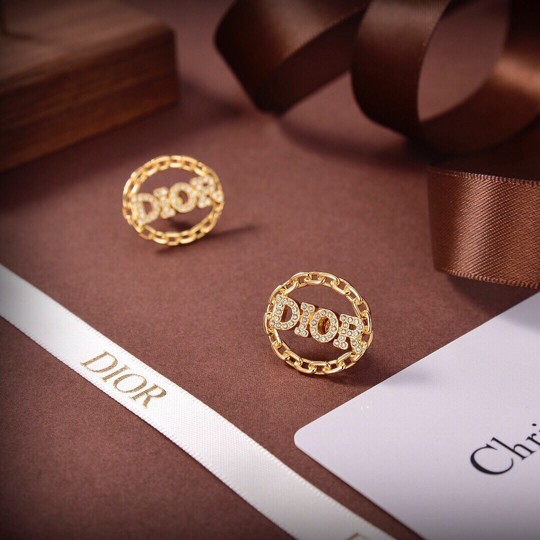 Dior Luxury Earrings | Timeless Elegance & Boutique-Grade Quality 15