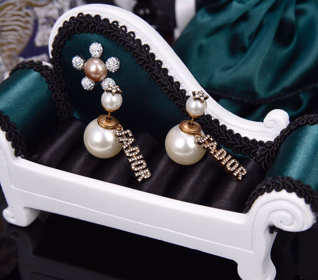 Dior Luxury Earrings | Timeless Elegance & Boutique-Grade Quality 19