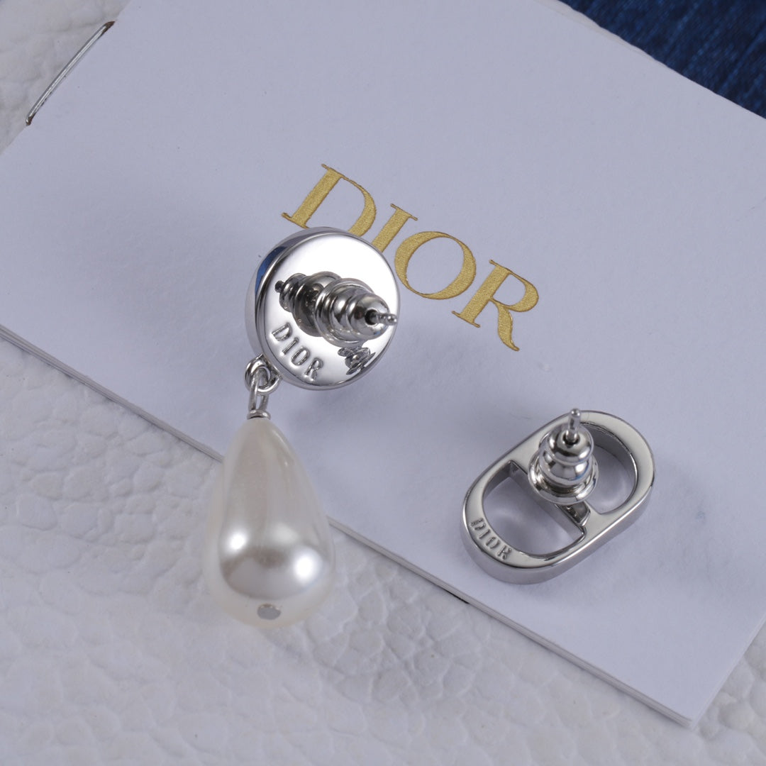 Dior Luxury Earrings | Timeless Elegance & Boutique-Grade Quality 64