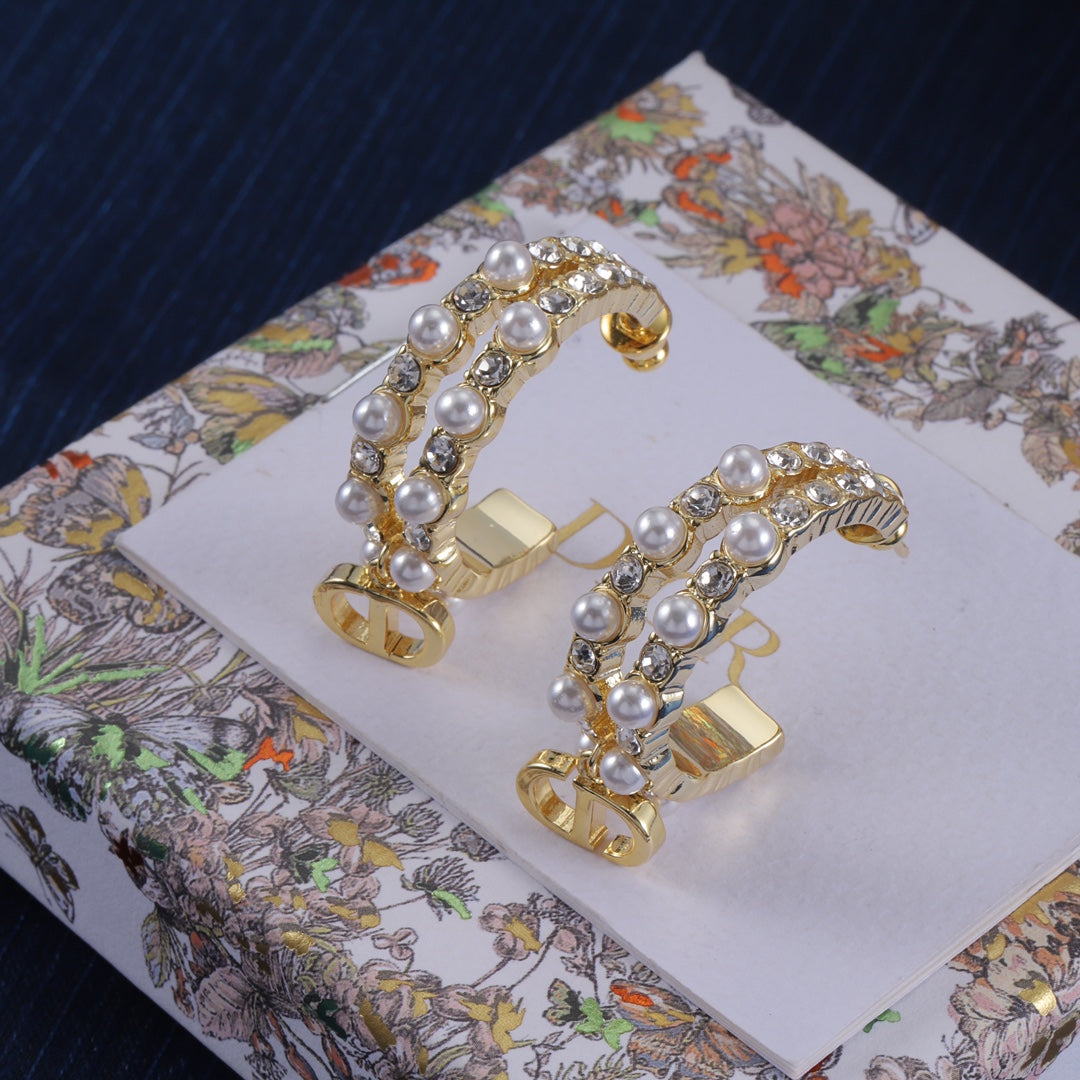 Dior Luxury Earrings | Timeless Elegance & Boutique-Grade Quality 77