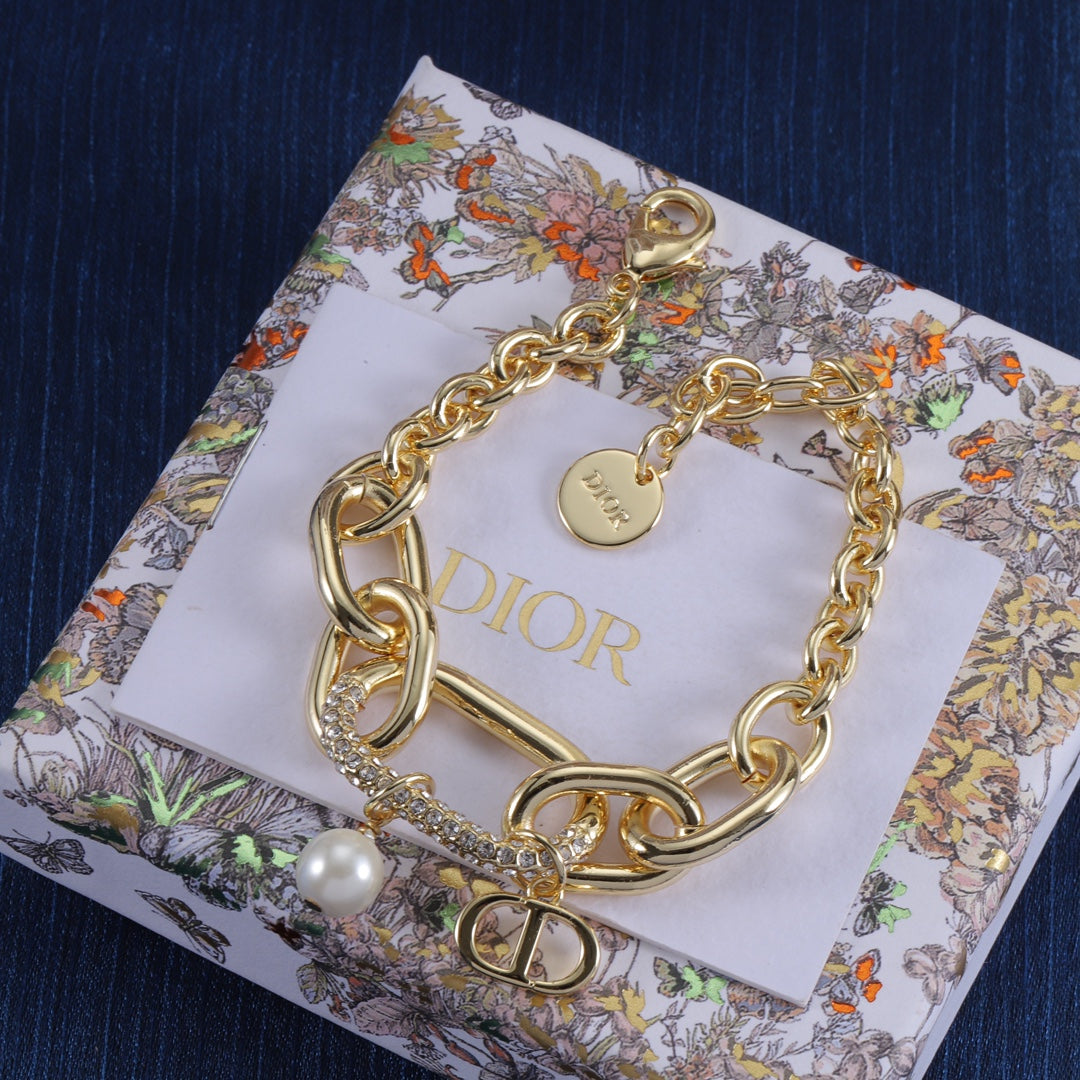 Dior Luxury Earrings | Timeless Elegance & Boutique-Grade Quality 92