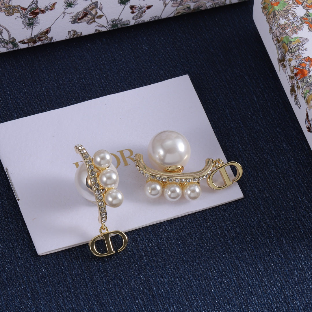 Dior Luxury Earrings | Timeless Elegance & Boutique-Grade Quality 111