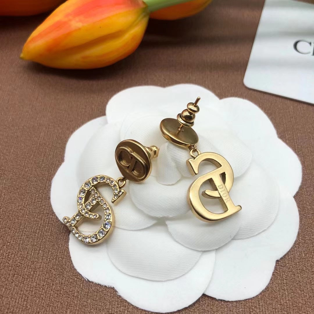 Dior Luxury Earrings | Timeless Elegance & Boutique-Grade Quality 126